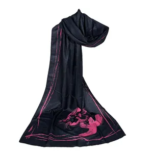 شال زنانه مدل نخی گل درشت کد 2