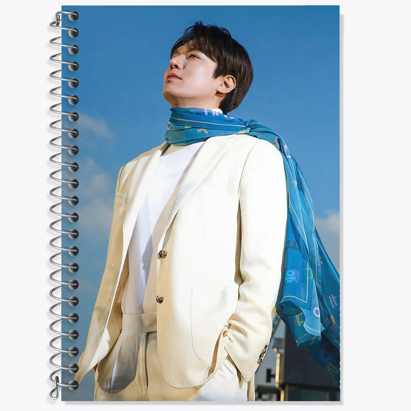 دفتر زبان 50 برگ خندالو مدل سه خط طرح لی مین هو Lee min ho کد 12377
