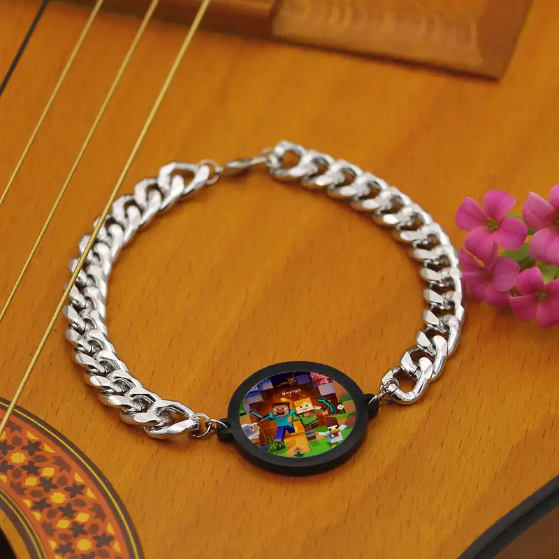 دستبند ناکسیگو مدل ماینکرفت کد BZ7858