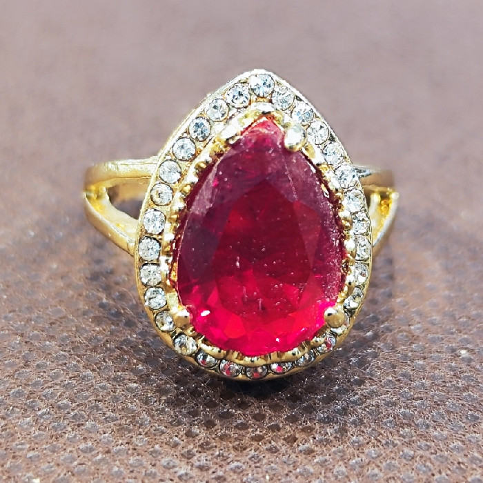 انگشتر زنانه مدل سنگ یاقوت کد 7711