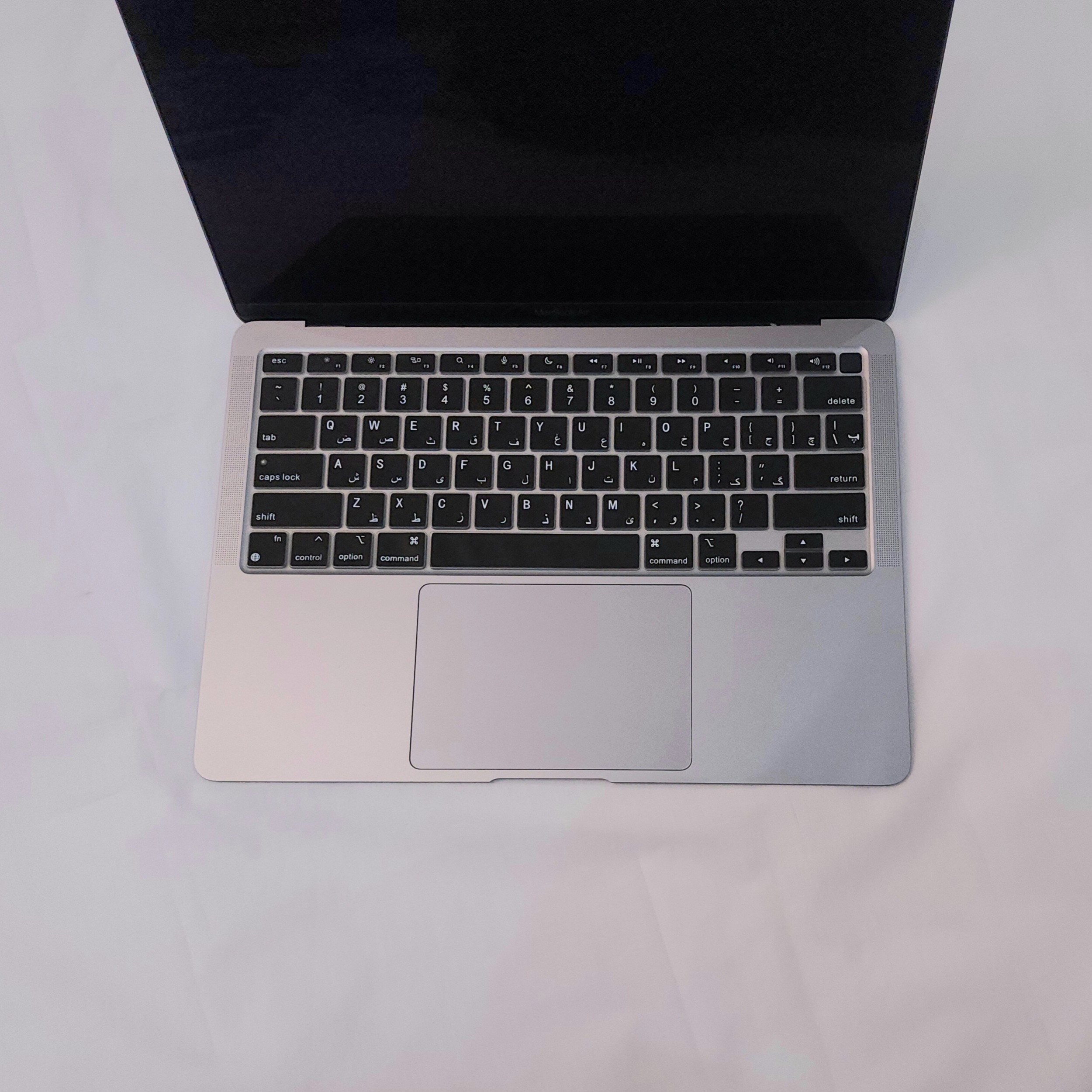 محافظ كيبورد با حروف فارسی مدل  GOLDEN LION مناسب برای لپ تاپ اپل MacBook Air M1