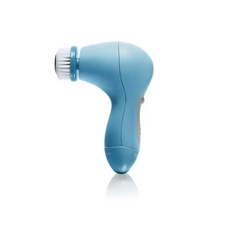 برس پاک ‌سازی صورت مدل اسکین پرو