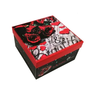 جعبه هدیه مدل گل کد B01