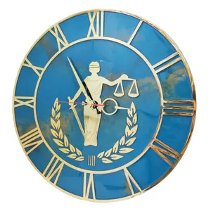 ساعت دیواری مدل فرشته عدالت