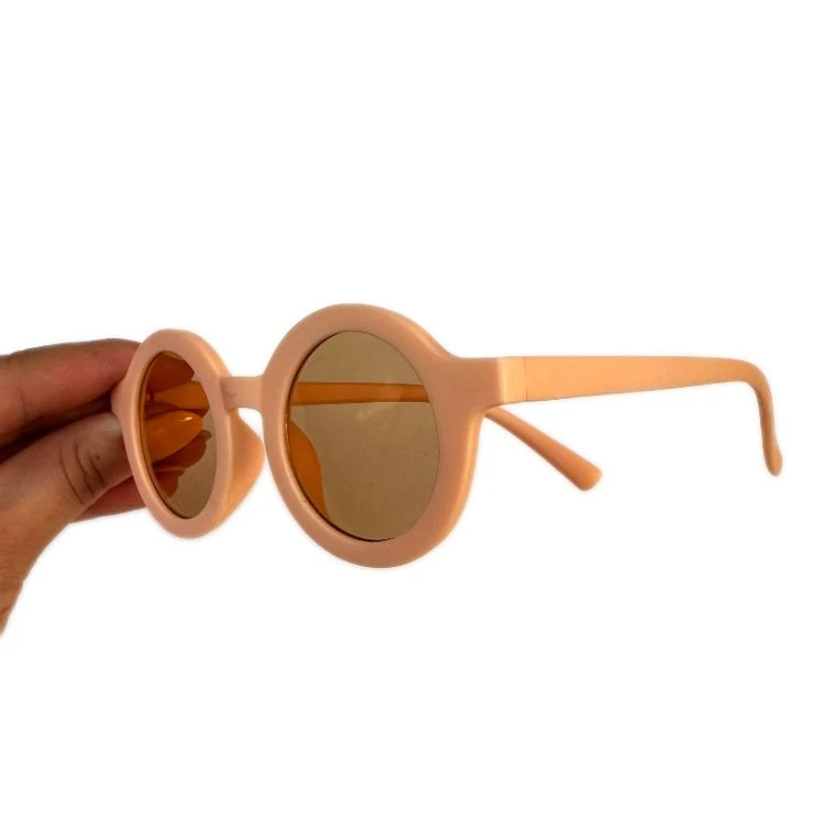 عکس شماره 2 : عینک آفتابی بچگانه مدل گرد f004