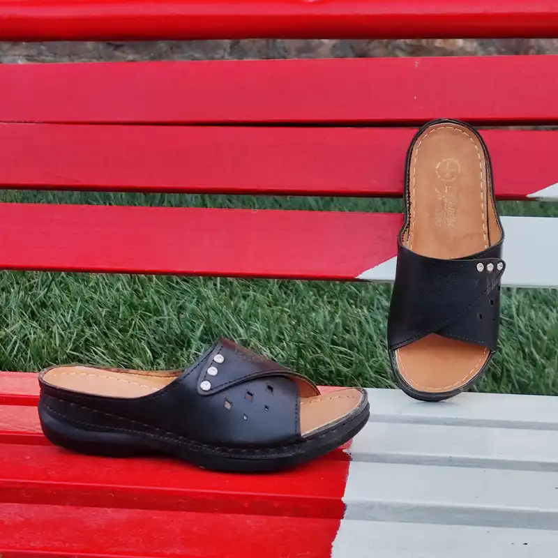 دمپایی زنانه مدل طبی دوختی کد Bk-900002