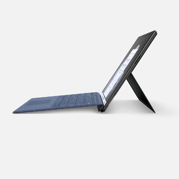 تبلت مایکروسافت مدل Surface Pro 9-i7 ظرفیت 256 گیگابایت و رم 16 گیگابایت به همراه کیبورد Signature Black و قلم Slim Pen 2