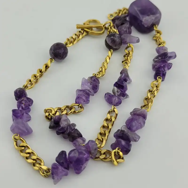 گردنبند زنانه مدل سنگ آمیتیست نامنظم کد s20