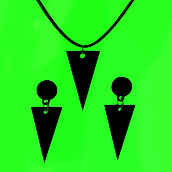 نیم ست دخترانه مدل مثلث کد N.MS.P