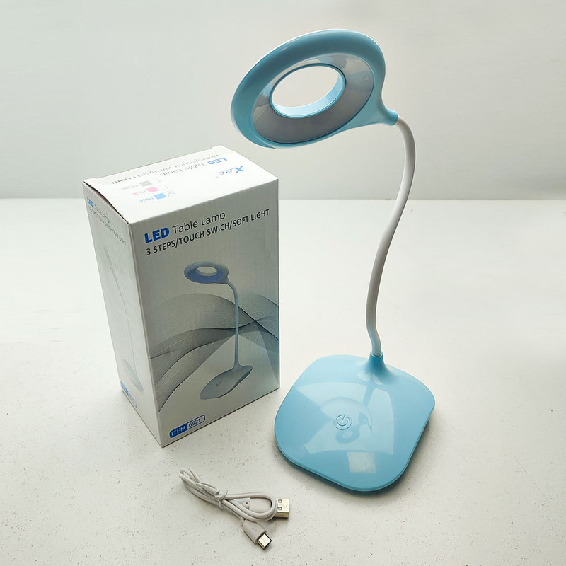 چراغ مطالعه مدل رومیزی طرح باتری خور لمسی کد 6520