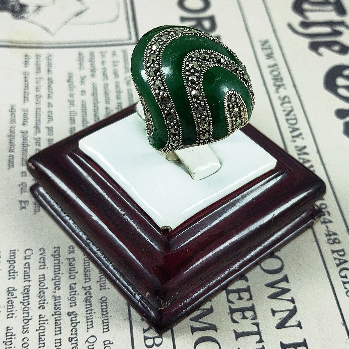 انگشتر نقره زنانه سلین کالا مدل عقیق یشم کد 113