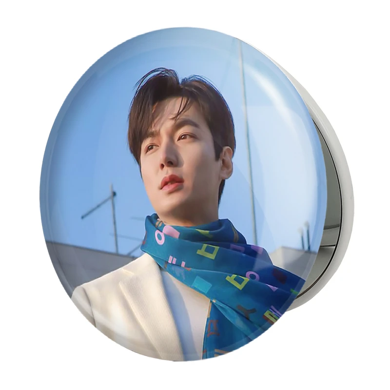 آینه جیبی خندالو طرح لی مین هو Leemin ho مدل تاشو کد 20875 