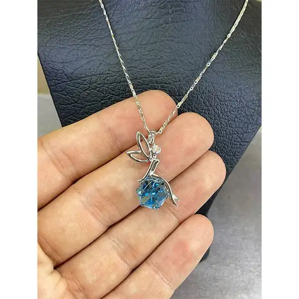 گردنبند زنانه سواروسکی مدل انجل طرح فرشته کد 3320