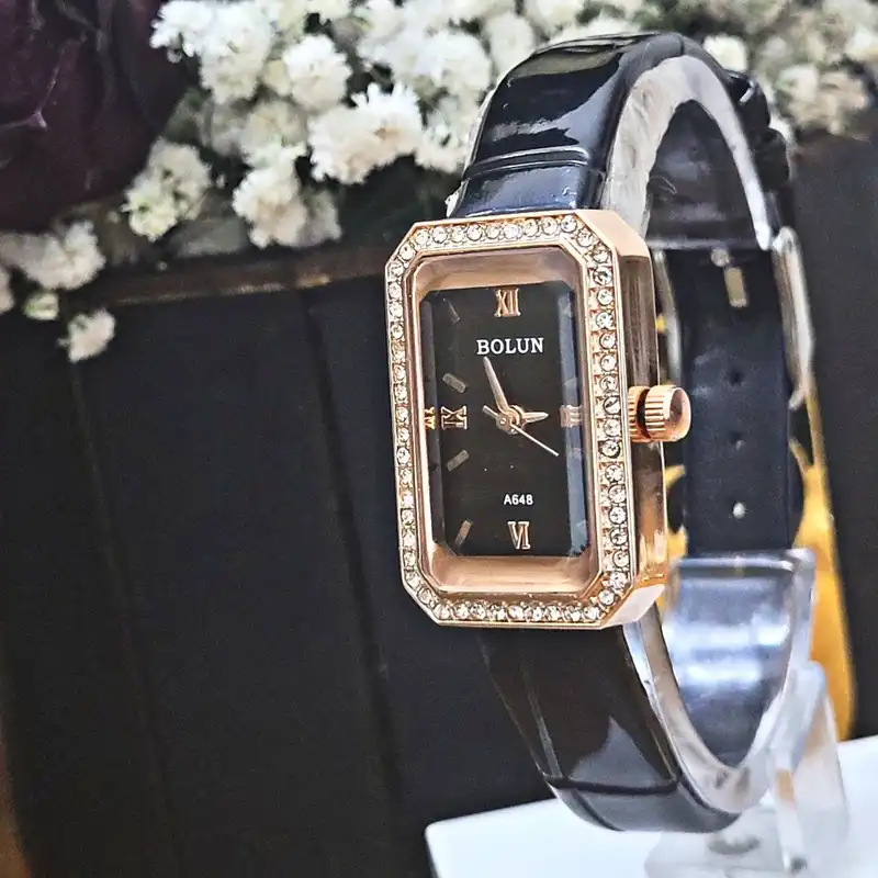 ساعت مچی عقربه ای زنانه مدل نگینی 038