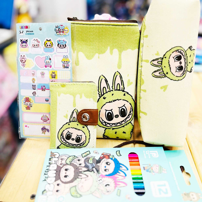 بسته لوازم تحریر مدل لبوبو مجموعه 5 عددی