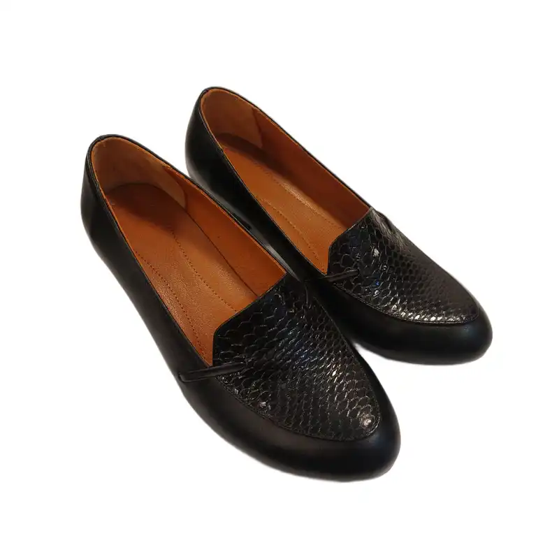 کفش روزمره زنانه مدل چرم راحتی