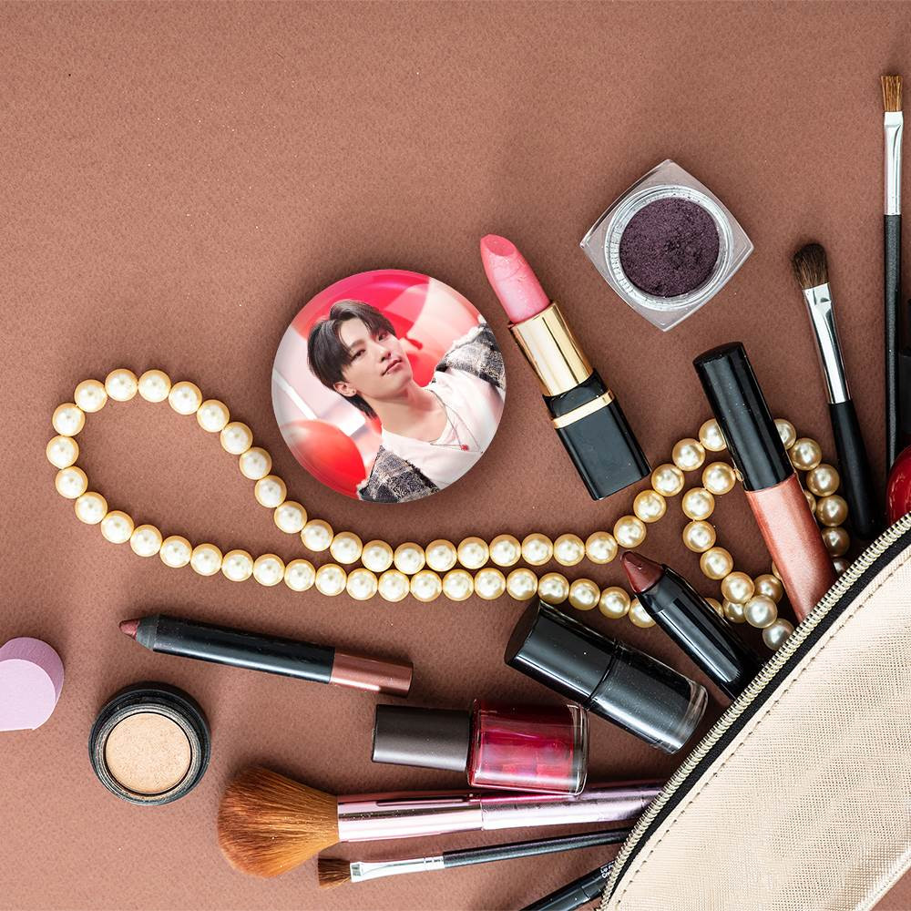 آینه جیبی خندالو مدل دینو گروه سونتین Seventeen  کد 21610