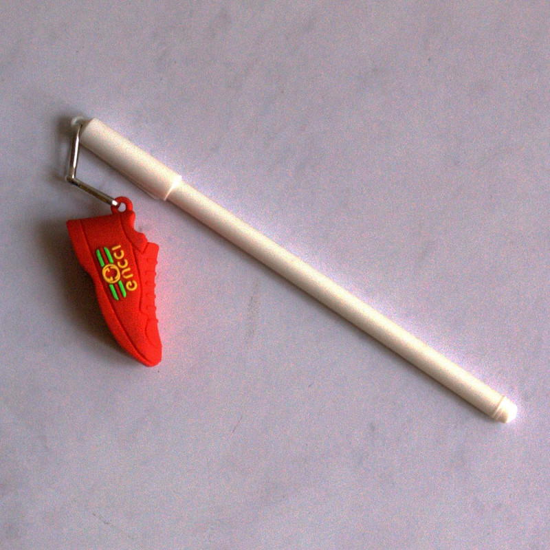 خودکار 0.5 میلی متر مدل کفش طرح آویز