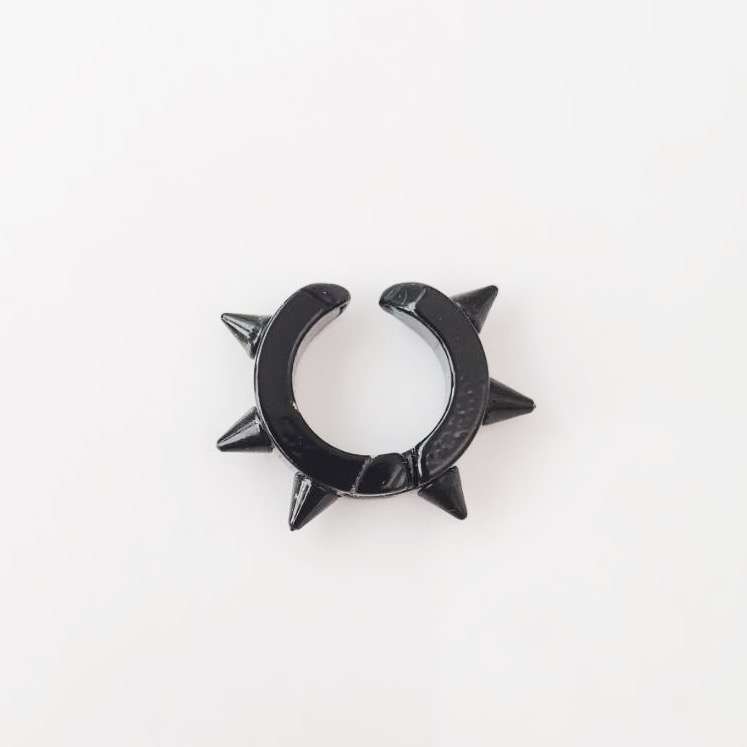 پیرسینگ مدل تیغ دار فیک پیرسینگ مدل تیغ دار فیک