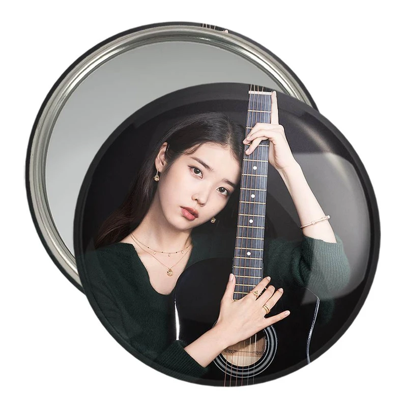 آینه جیبی خندالو مدل آیو IU  کد 11630