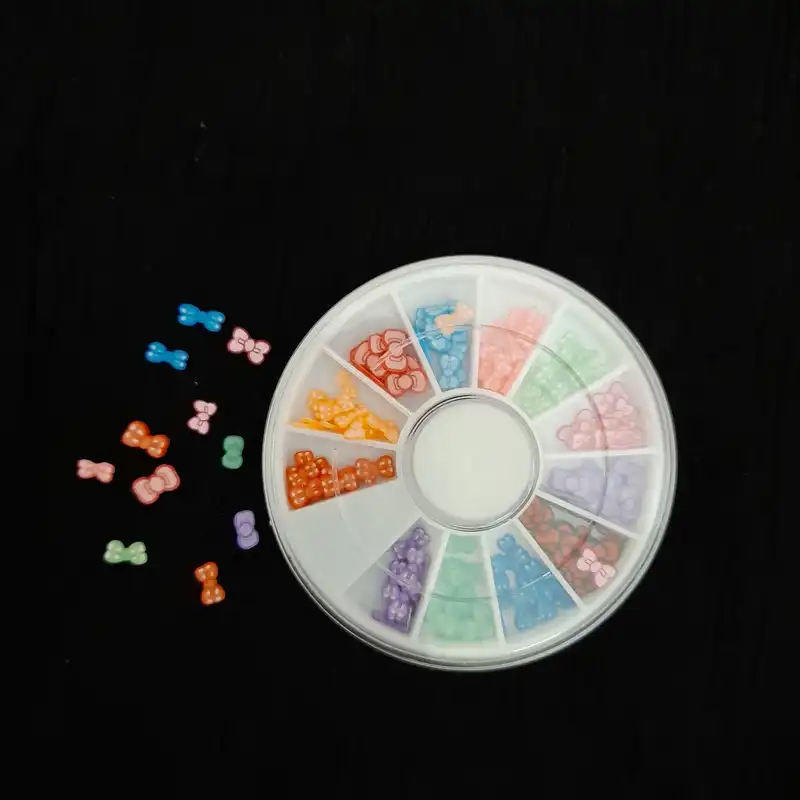 مجموعه تزیین ناخن طرح پاپیون