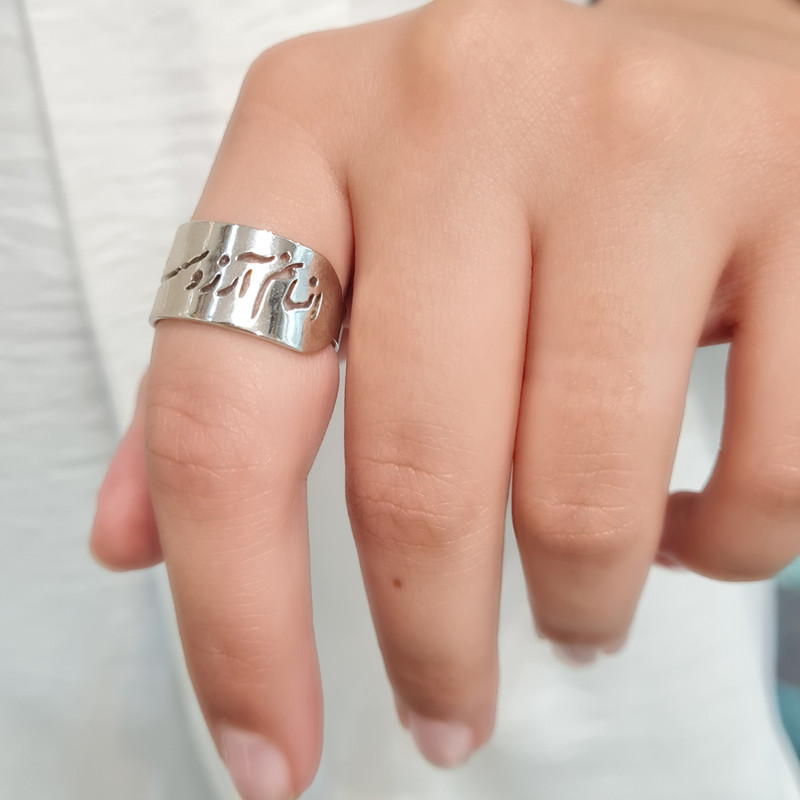 انگشتر مدل انسانم آرزوست انگشتر مدل انسانم آرزوست