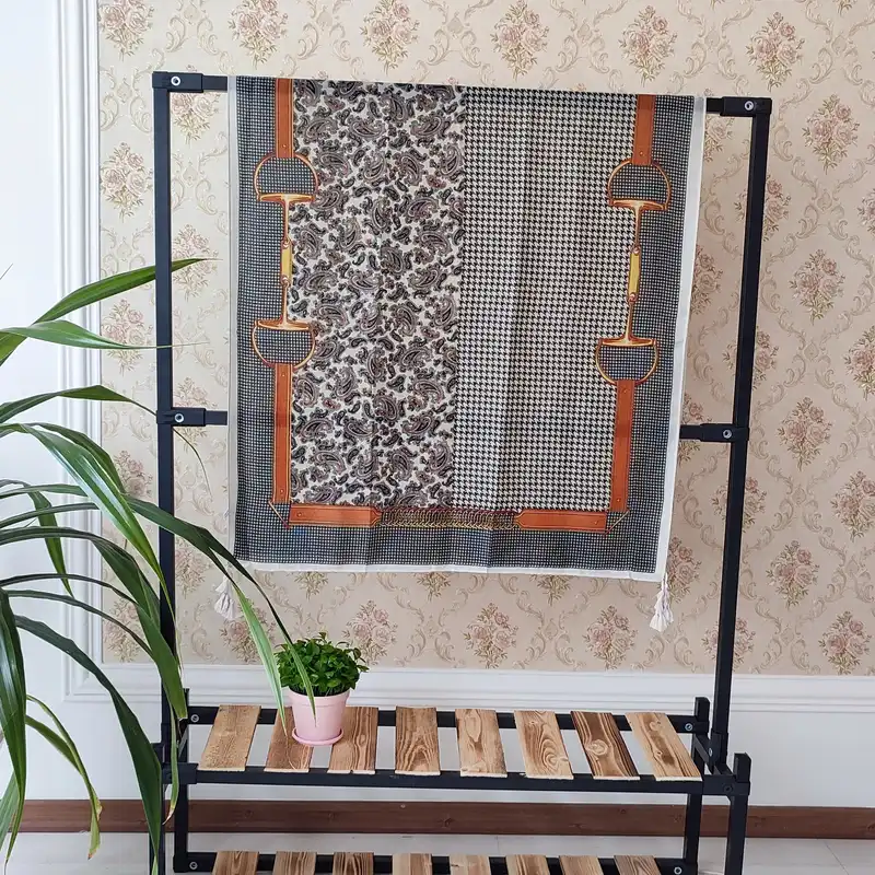 شال زنانه مدل نخی لمه دار کد357