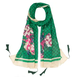 شال زنانه مدل نخی منگوله دار طرح گل بهاری کد le-2077