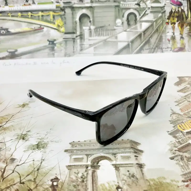 عینک آفتابی بچگانه مدل V8242bl