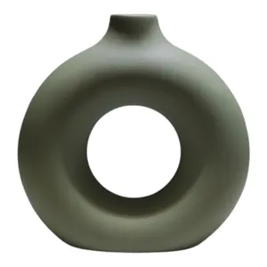 گلدان بتنی طرح دونات