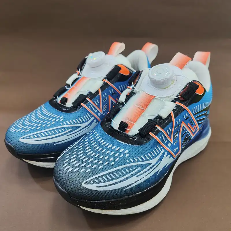 کفش پیاده روی مدل 2025 N دیسکی