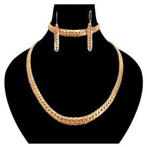 نیم ست طلا 18 عیار زنانه با طرح کارتیه حصیری دوست خوب مدل  DK101-1