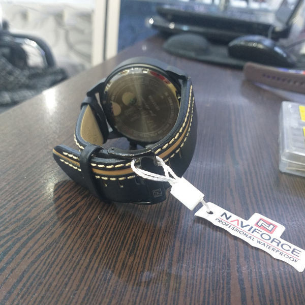 ساعت مچی عقربهای مردانه نیوی فورس مدل NF9110w ساعت مچی عقربهای مردانه نیوی فورس مدل NF9110w