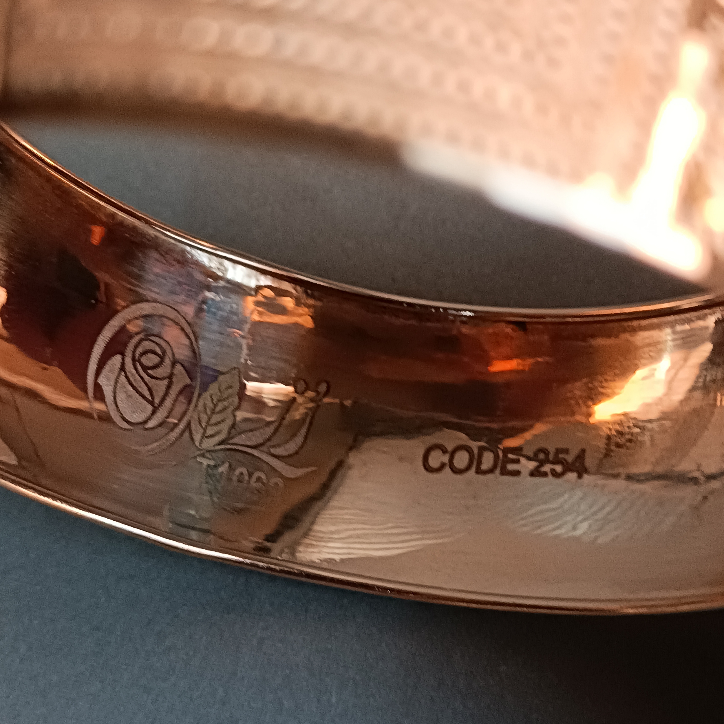 النگو طلا 18 عیار زنانه رز کد 254S2