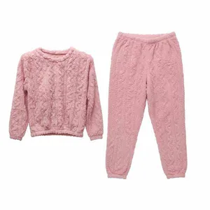 ست تی‌شرت آستین بلند و شلوار راحتی زنانه مدل مار و پیچ کد S