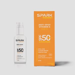 کرم ضد افتاب رنگی صورت و بدن اسپارک SPF50 مدل فیوژن محافظ UVB/UVA مناسب برای انواع پوست حجم 50 میلی لیتر