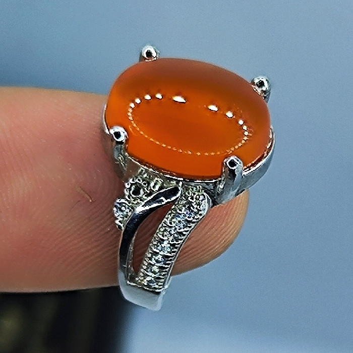 انگشتر نقره زنانه نقره جات بافندگان مدل عقیق یمانی کد 33 انگشتر نقره زنانه نقره جات بافندگان مدل عقیق یمانی کد 33