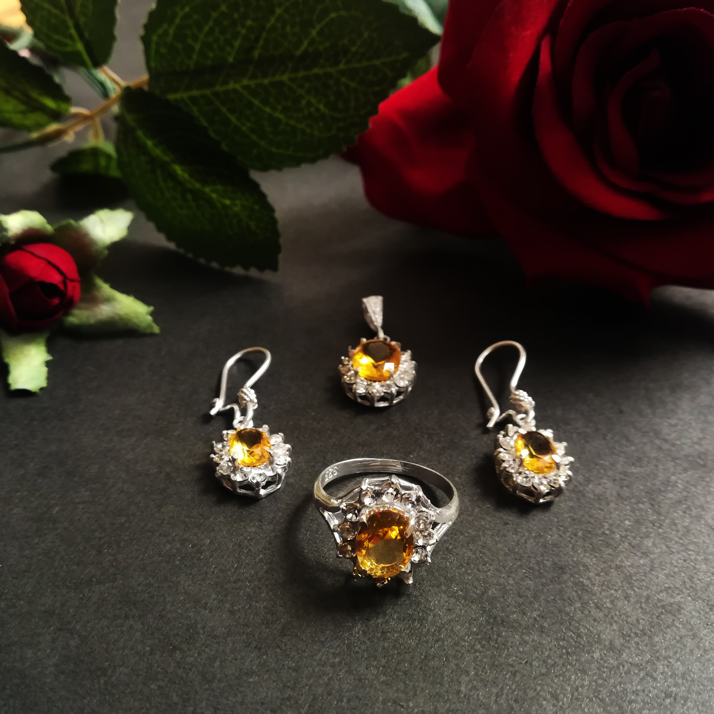 نیم ست نقره زنانه سلین کالا مدل سیترین ce-sit1