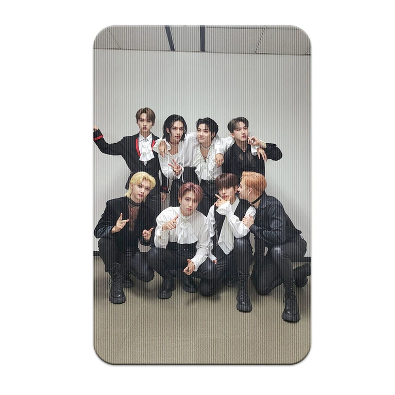 استیکر کارت پرمانه مدل سه بعدی طرح straykids کد pm3d.2928