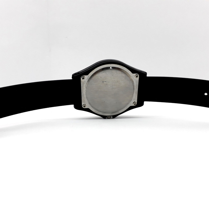 ساعت مچی عقربه ای مدل کلاسیک کد q2