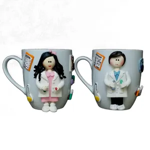 ماگ سرامیکی مدل دختر و پسر پزشک داروساز کد 03016 مجموعه 2 عددی