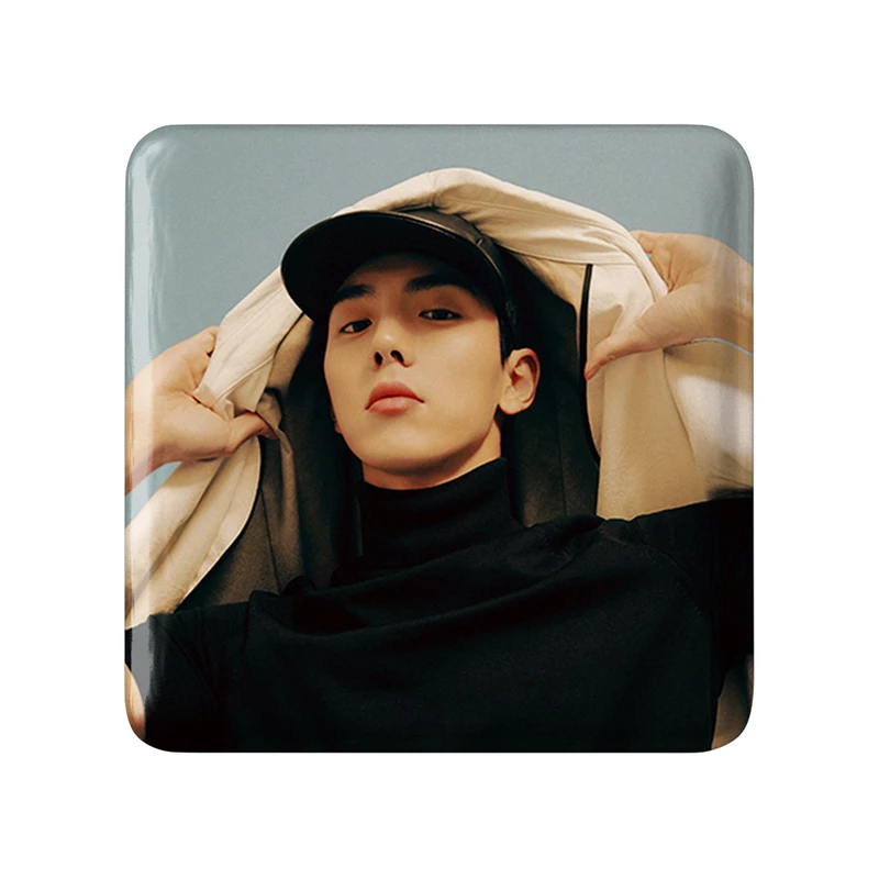 مگنت خندالو طرح شونو گروه مانستا اکس MONSTA X  مدل مربعی کد 21147