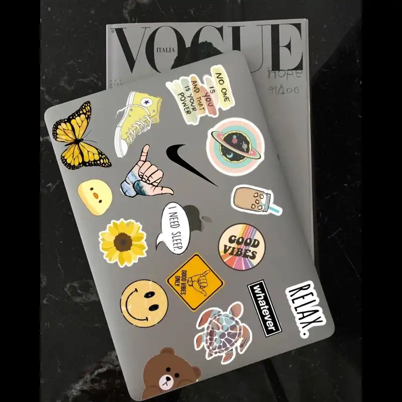 استیکر لپ تاپ  کد 45 مجموعه 17 عددی