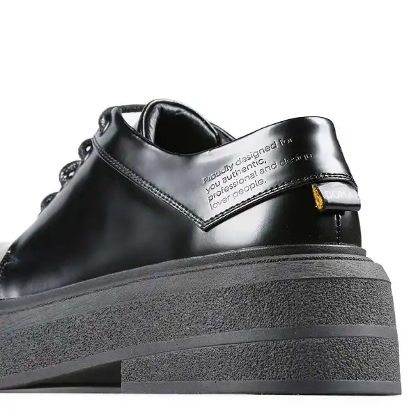 کفش روزمره زنانه چرم درسا مدل 57068