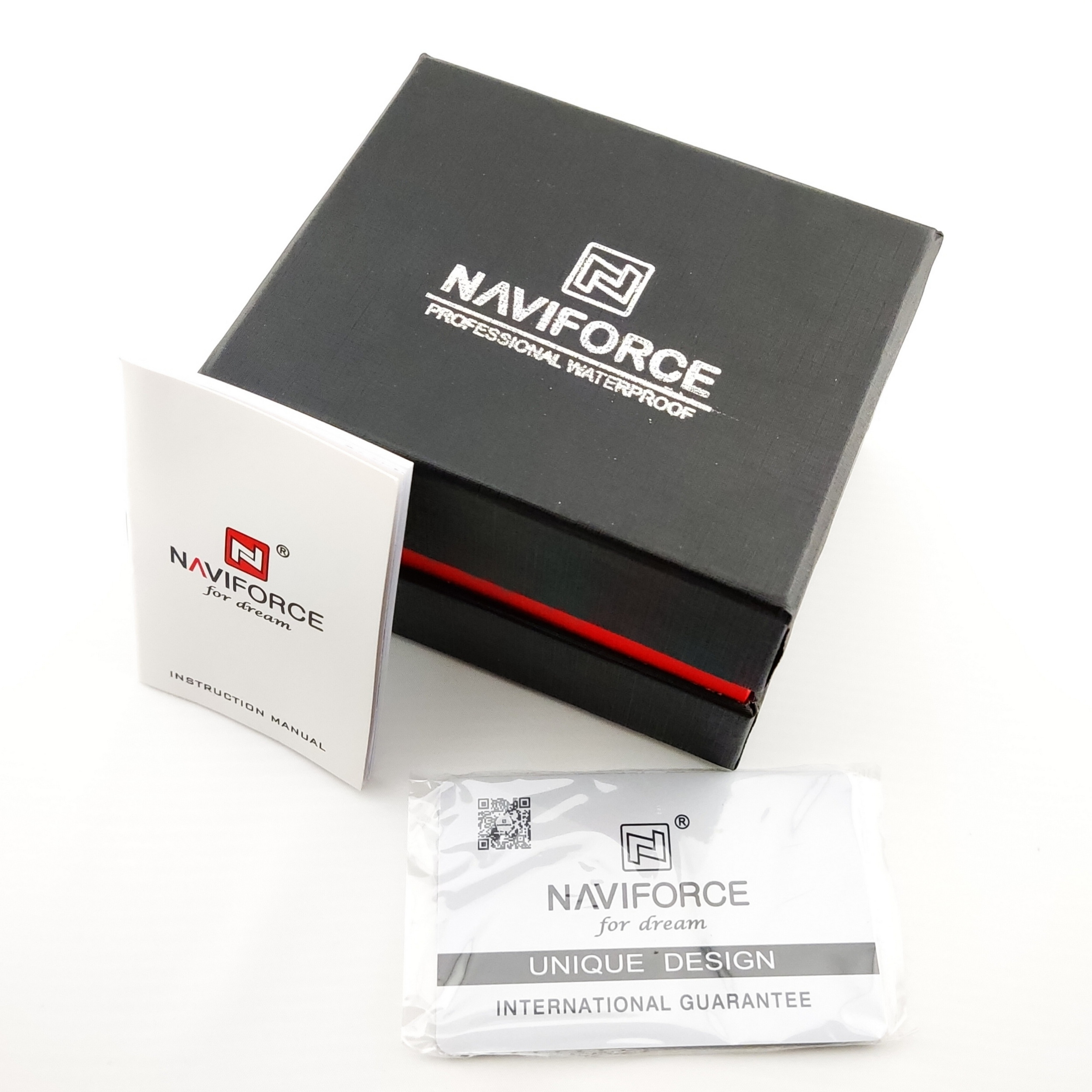 ساعت مچی عقربه‌ای مردانه نیوی فورس مدل کرنوگراف تاریخدار کد NF8025-B-Y