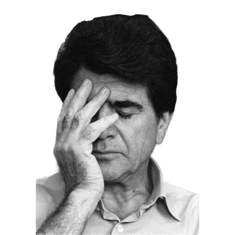 استیکر پارچه و لباس پاد آفرین مدل خواننده محمدرضا شجریان کد 3166