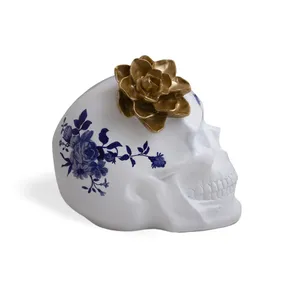 تندیس فردریک لورنز مدل جمجمعه تاج دار