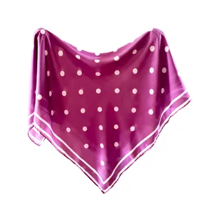 روسری زنانه خال خالی