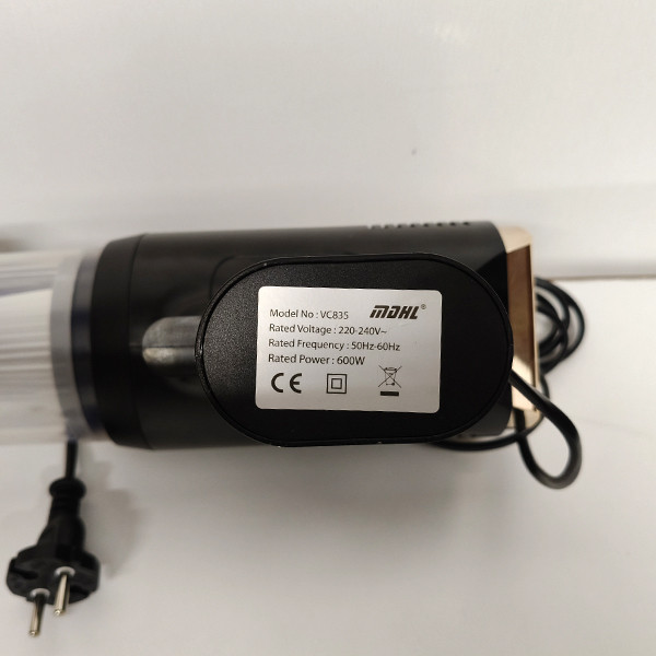 جاروبرقی 600 وات ام دی اچ ال مدل  VC835