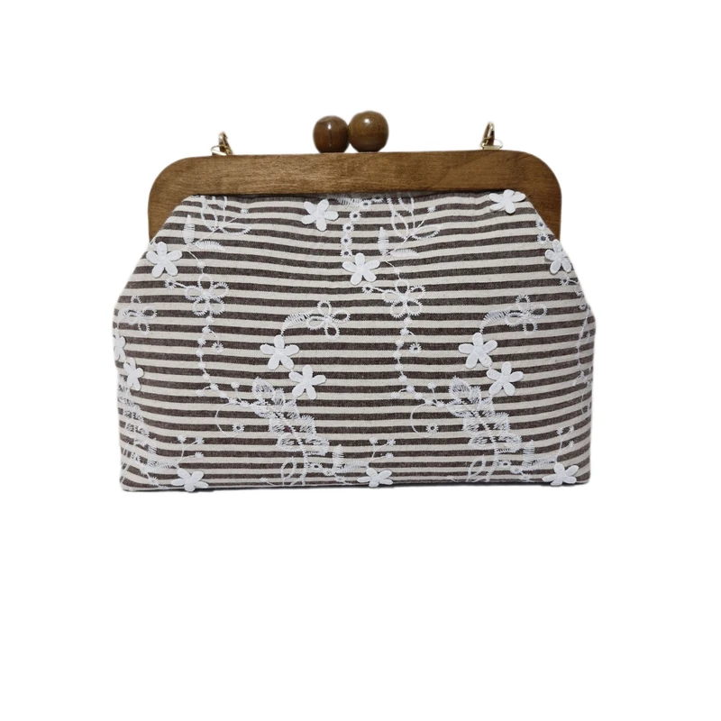 کیف دستی زنانه مدل دهنه چوبی 